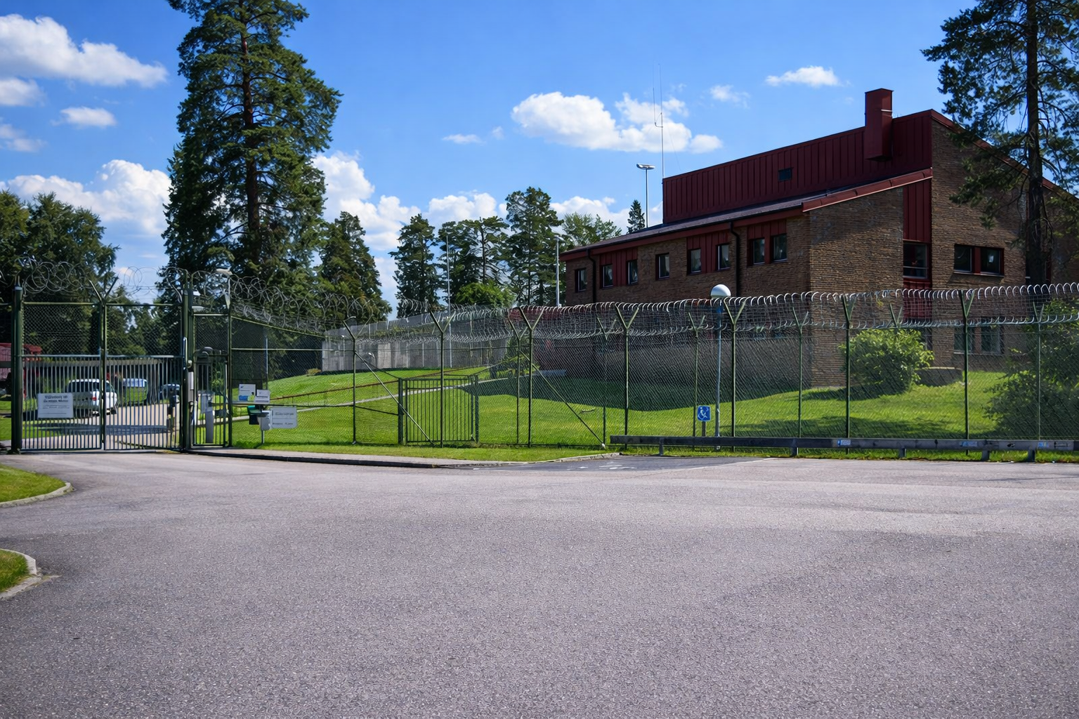 Sveriges anstalter – Lag & Ordning