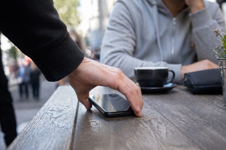 Vad innebär brottet stöld? – Från snatteri till inbrott